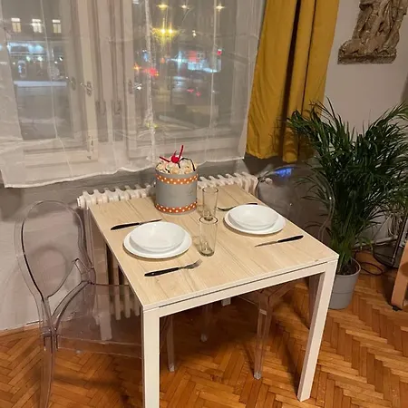 Dream In The Walking Street Apartment